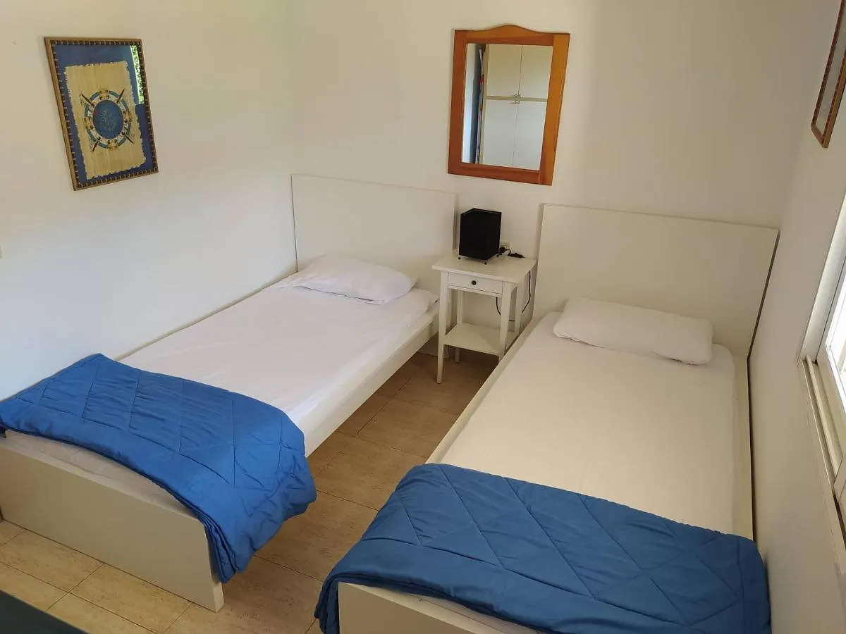 Gran terraza, jardín privado, piscina, playa cercana, wifi 300Mb, Netflix Apartamento Tarragona