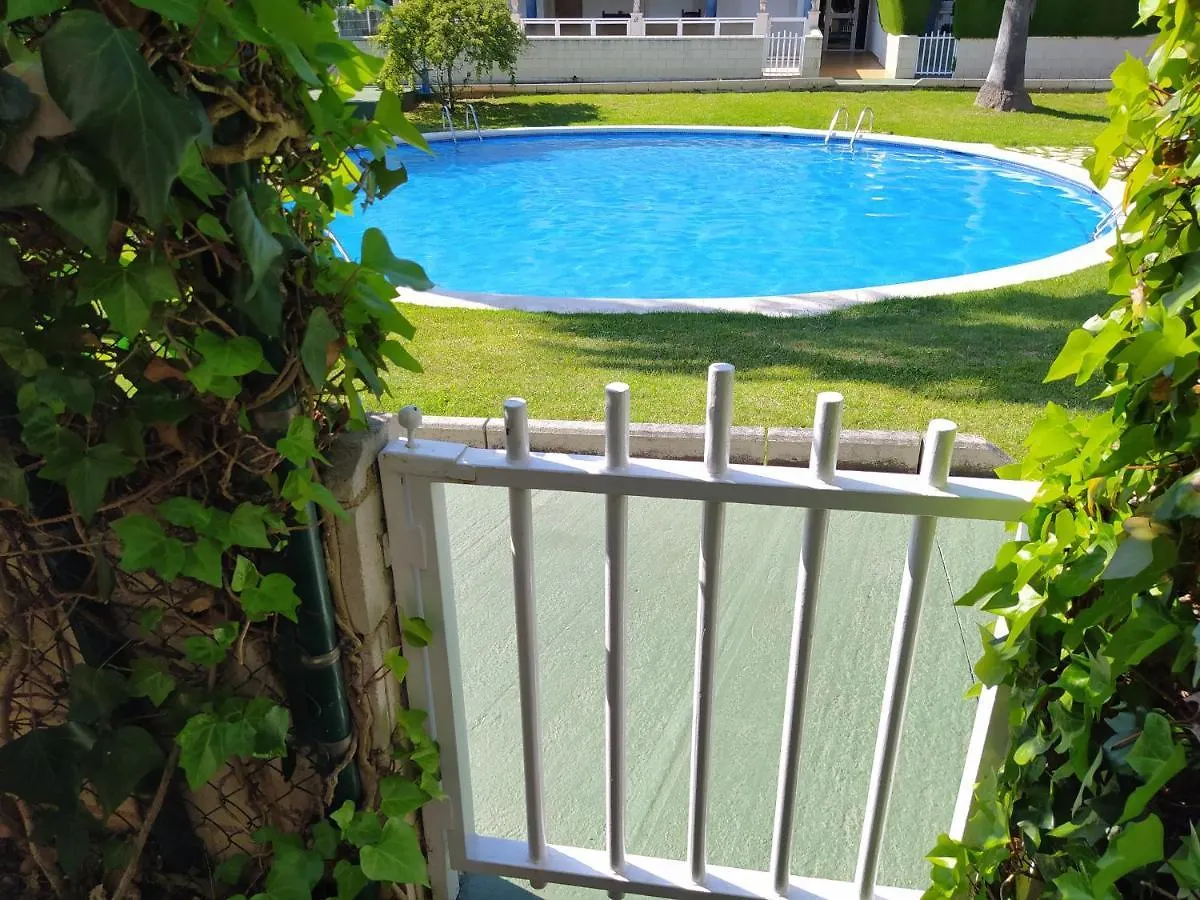 Gran terraza, jardín privado, piscina, playa cercana, wifi 300Mb, Netflix Apartamento Tarragona España